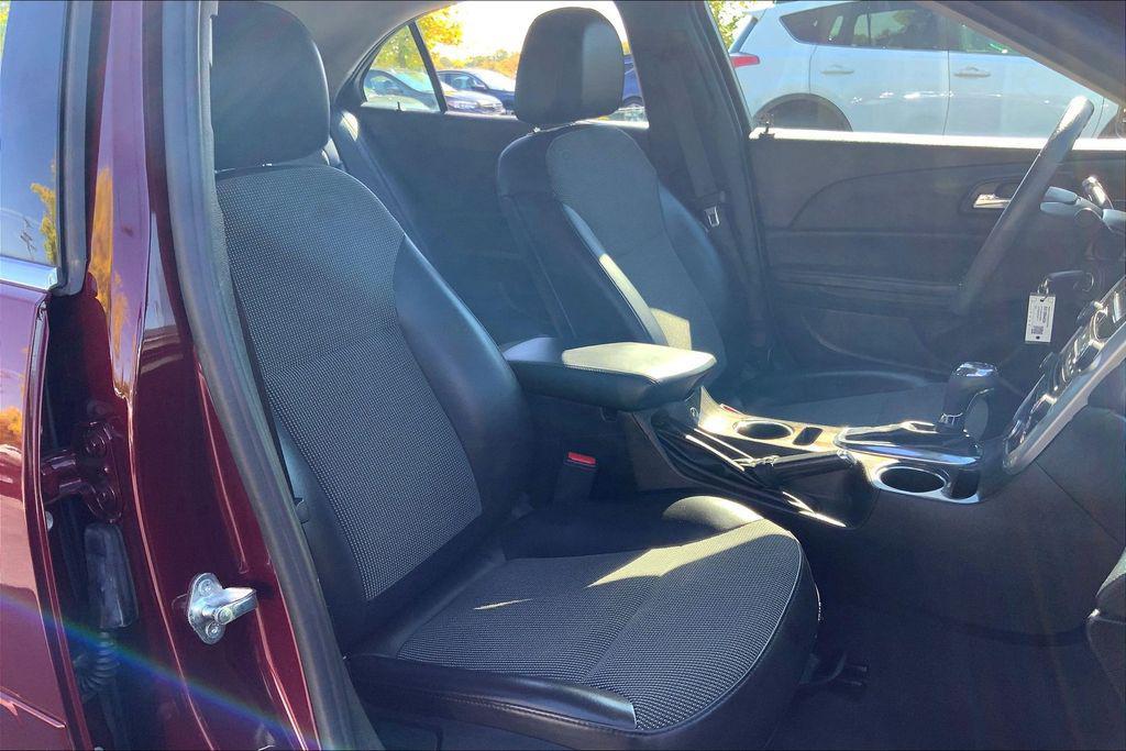 used 2015 Chevrolet Malibu car, priced at $9,505