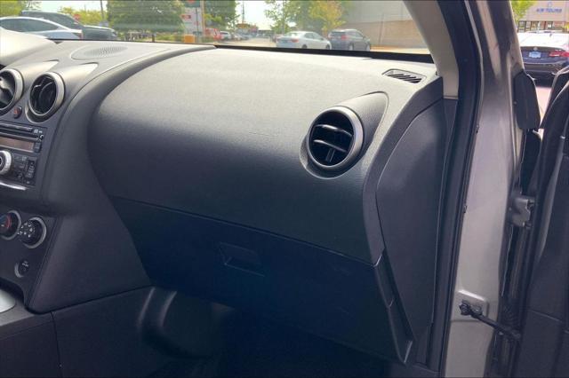 used 2014 Nissan Rogue Select car, priced at $6,392