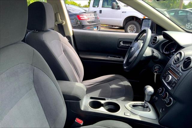 used 2014 Nissan Rogue Select car, priced at $6,392