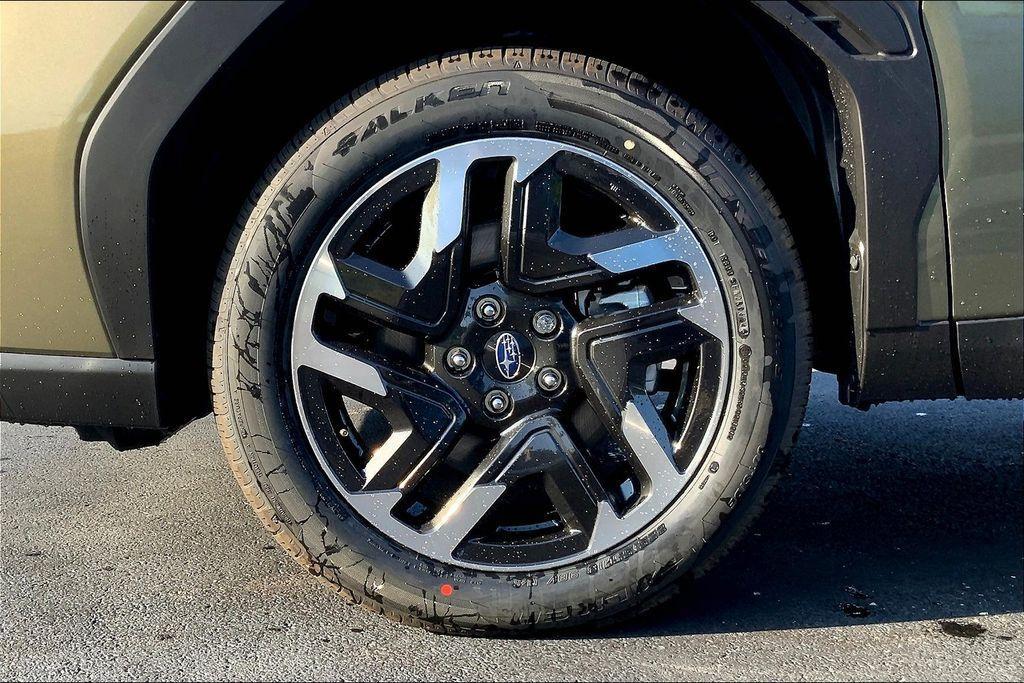 new 2025 Subaru Forester car, priced at $40,135