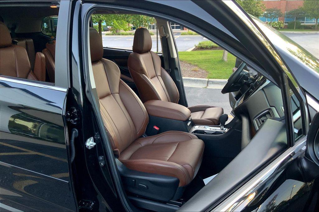 used 2024 Subaru Ascent car, priced at $43,944
