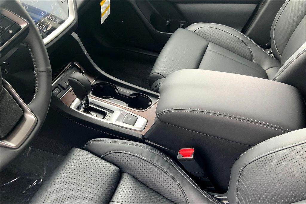 new 2025 Subaru Ascent car, priced at $53,873