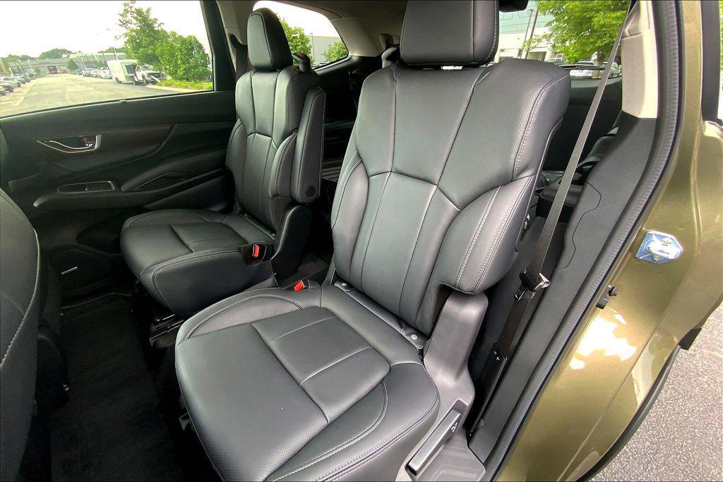new 2025 Subaru Ascent car, priced at $53,873