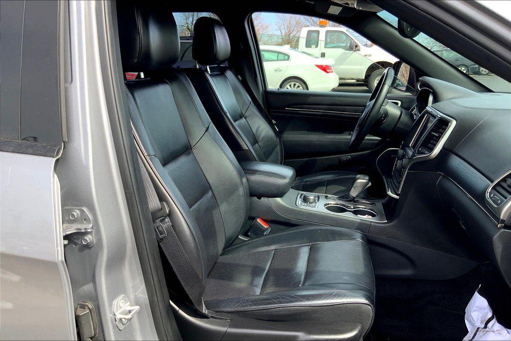 used 2018 Jeep Grand Cherokee car, priced at $17,948