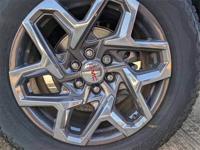 new 2025 GMC Sierra 1500 car, priced at $53,975