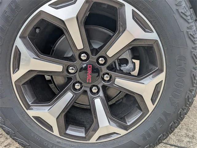 new 2025 GMC Yukon car, priced at $100,769