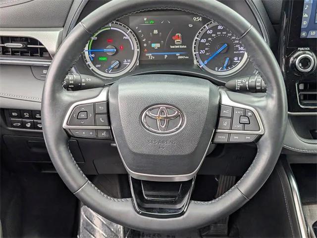 used 2022 Toyota Highlander Hybrid car, priced at $42,977