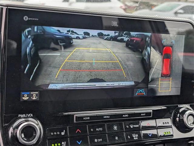 used 2022 Toyota Highlander Hybrid car, priced at $42,977
