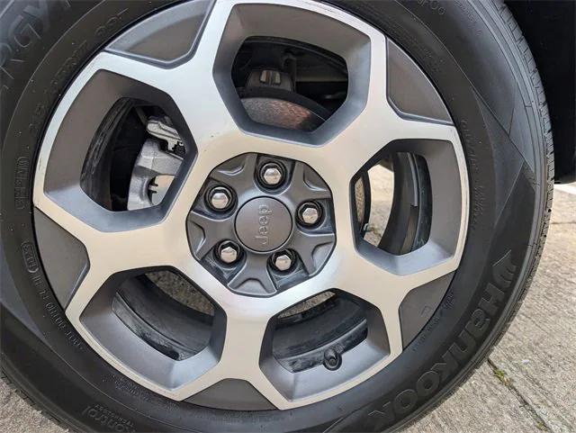 used 2022 Jeep Compass car, priced at $21,977