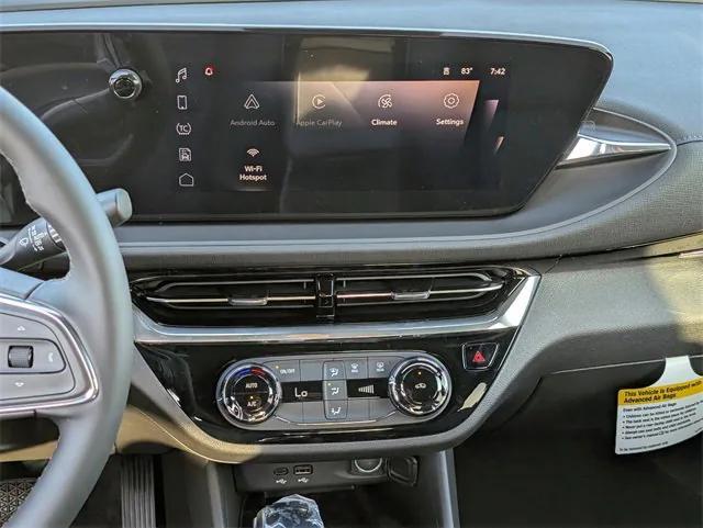 new 2025 Buick Envista car, priced at $25,330