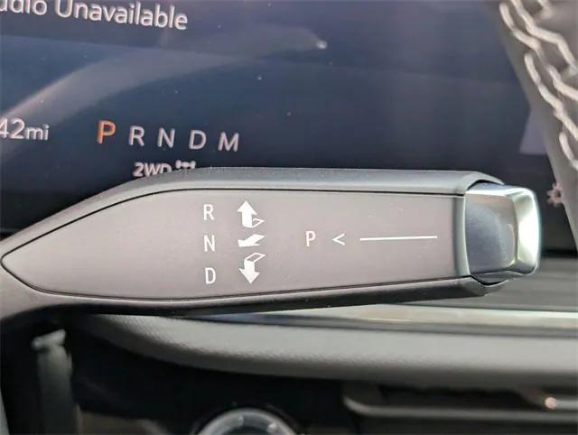 new 2025 Buick Envision car, priced at $38,290