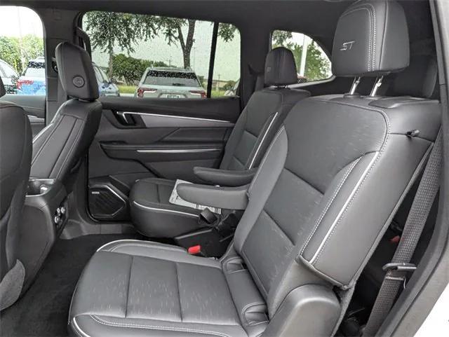 new 2025 Buick Enclave car, priced at $46,840