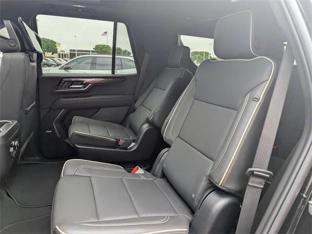 new 2025 GMC Yukon car, priced at $75,695