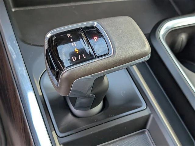 new 2025 GMC Sierra 1500 car, priced at $50,925