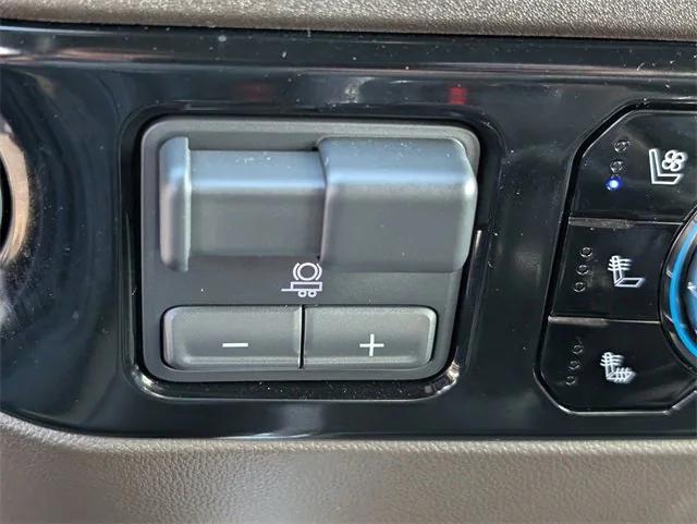new 2025 GMC Sierra 1500 car, priced at $50,925