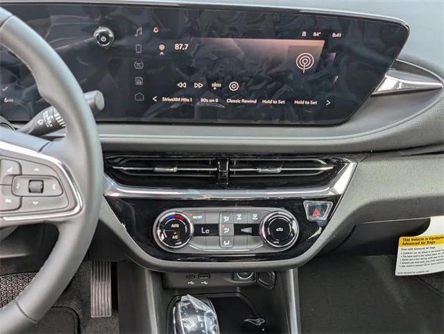 new 2025 Buick Envista car, priced at $26,340