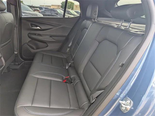new 2025 Buick Envista car, priced at $26,340