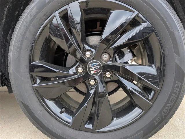 new 2025 Buick Encore GX car, priced at $24,675