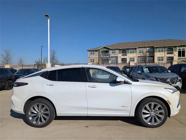 new 2025 Buick Envista car, priced at $33,032