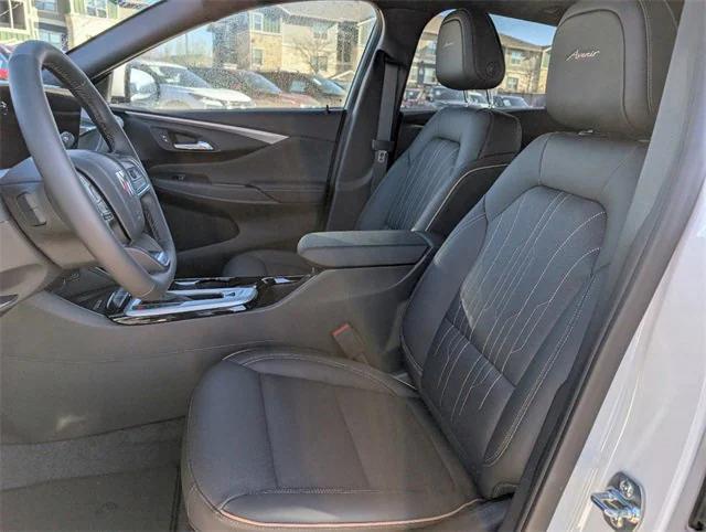 new 2025 Buick Envista car, priced at $33,032