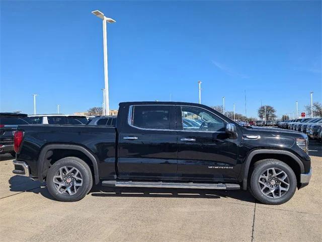 new 2025 GMC Sierra 1500 car, priced at $49,990