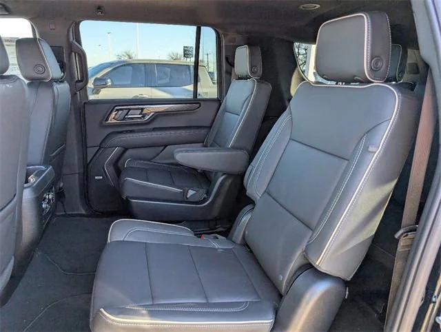 new 2025 GMC Yukon XL car, priced at $74,257