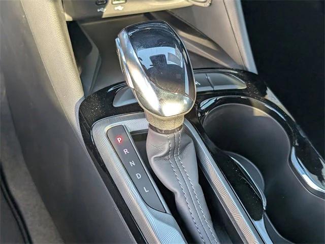 new 2025 Buick Envista car, priced at $25,330