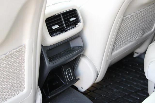 used 2020 Mercedes-Benz GLE 350 car, priced at $29,800