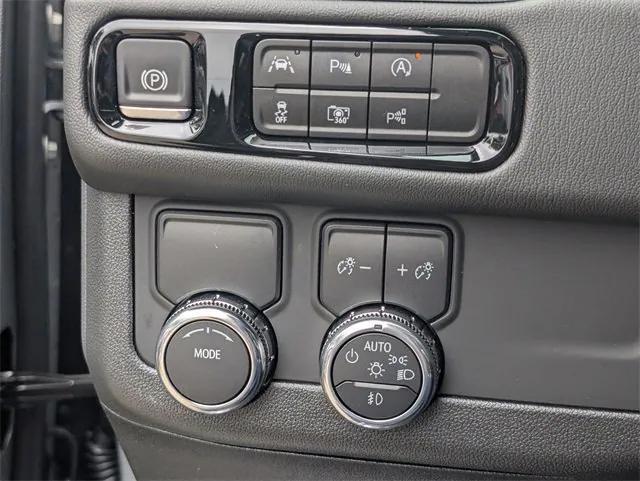 new 2025 GMC Yukon car, priced at $85,460