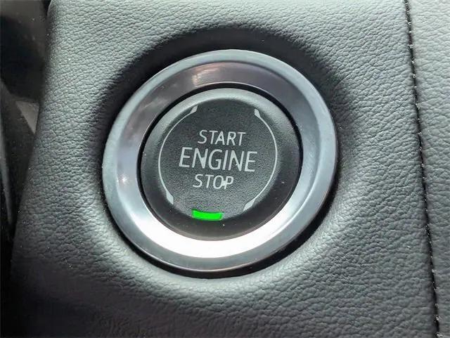 used 2024 GMC Yukon car, priced at $60,977