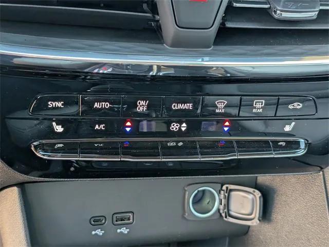 new 2025 Buick Encore GX car, priced at $27,640
