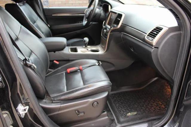 used 2015 Jeep Grand Cherokee car, priced at $12,499