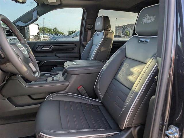 new 2025 GMC Sierra 2500 car, priced at $100,315