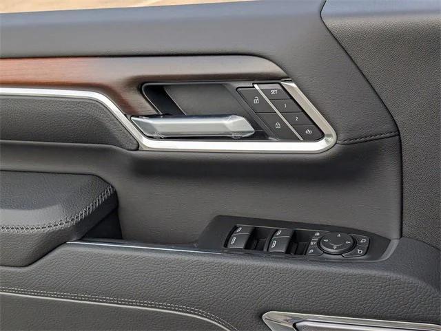 new 2025 GMC Sierra 2500 car, priced at $78,010