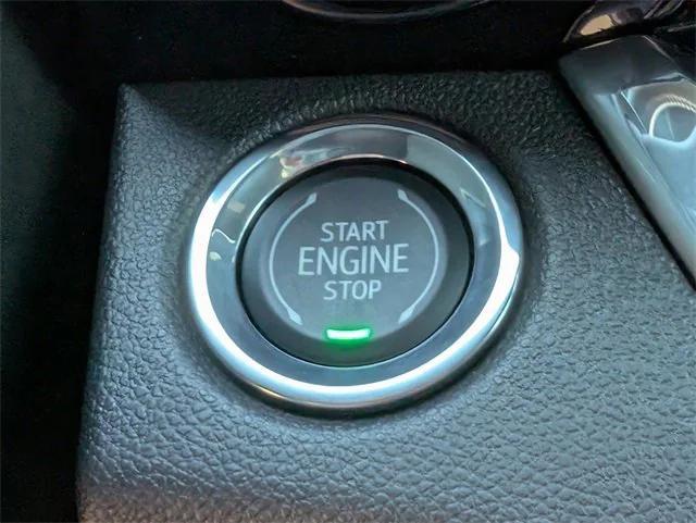 new 2025 Buick Envista car, priced at $27,985
