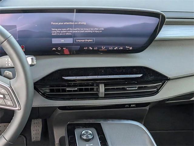 new 2025 Buick Enclave car, priced at $43,430