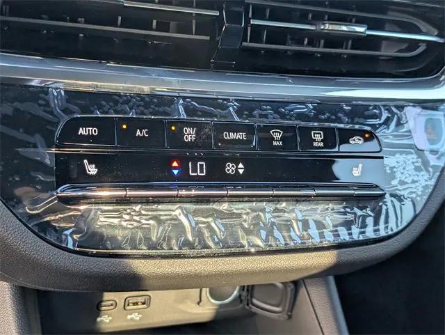 new 2025 Buick Envista car, priced at $27,985