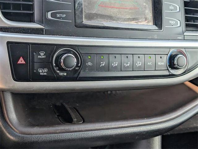 used 2019 Toyota Highlander car, priced at $17,799