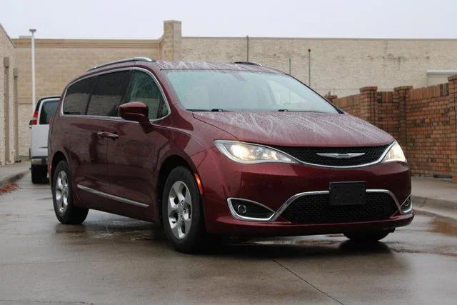 used 2017 Chrysler Pacifica car, priced at $16,600