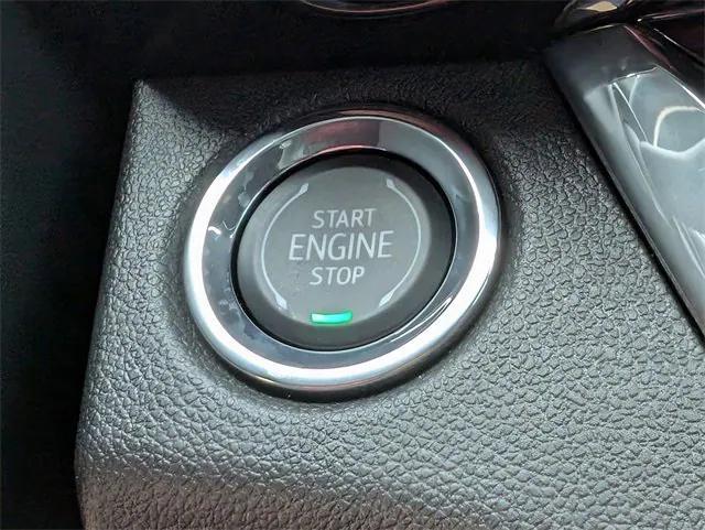 new 2025 Buick Envista car, priced at $28,535