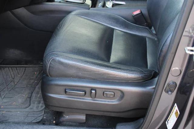 used 2017 Honda Pilot car, priced at $16,288