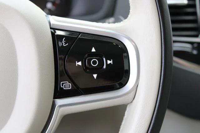 used 2022 Volvo XC90 car, priced at $30,299
