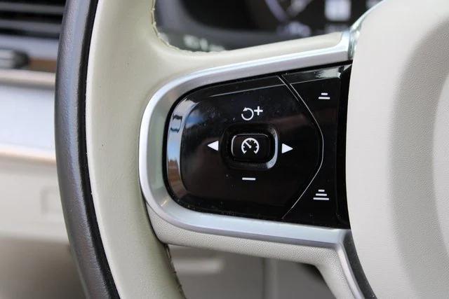 used 2022 Volvo XC90 car, priced at $30,299