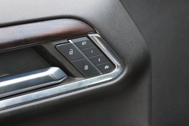 used 2023 GMC Sierra 1500 car, priced at $43,800
