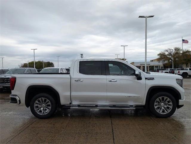 new 2025 GMC Sierra 1500 car, priced at $65,364