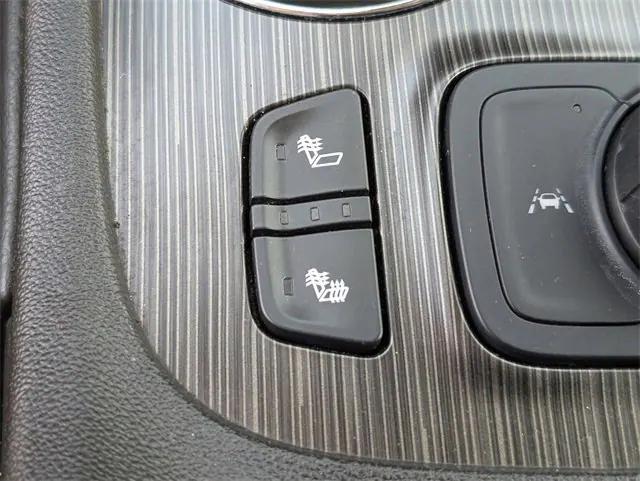 used 2023 GMC Acadia car, priced at $23,499