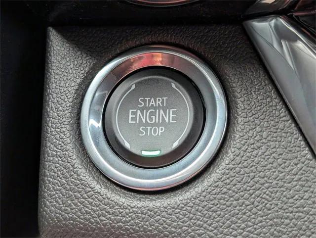 new 2025 Buick Envista car, priced at $30,735