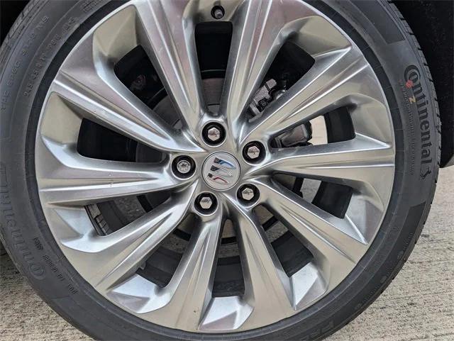 new 2025 Buick Envista car, priced at $30,735