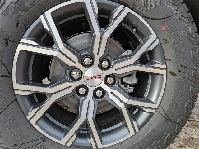 new 2025 GMC Acadia car, priced at $58,080