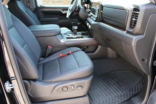 used 2024 GMC Sierra 1500 car, priced at $46,800